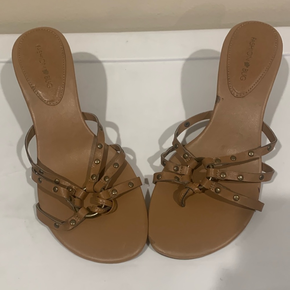 Women’s Tan Studded Flip Flop Fit with 2 1/2 inch Heel